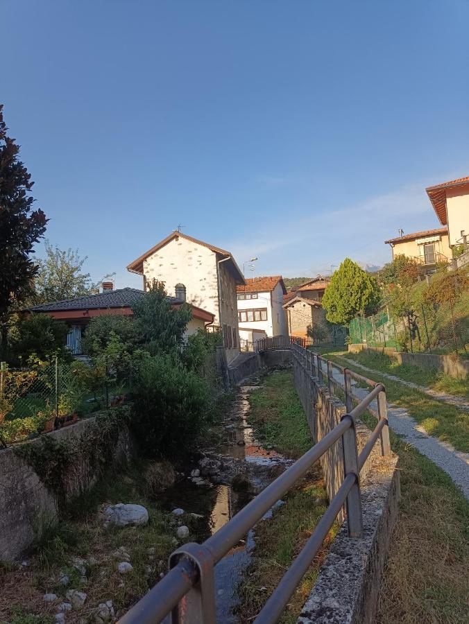 I Tre Moschettoni Διαμέρισμα Valbrona Εξωτερικό φωτογραφία